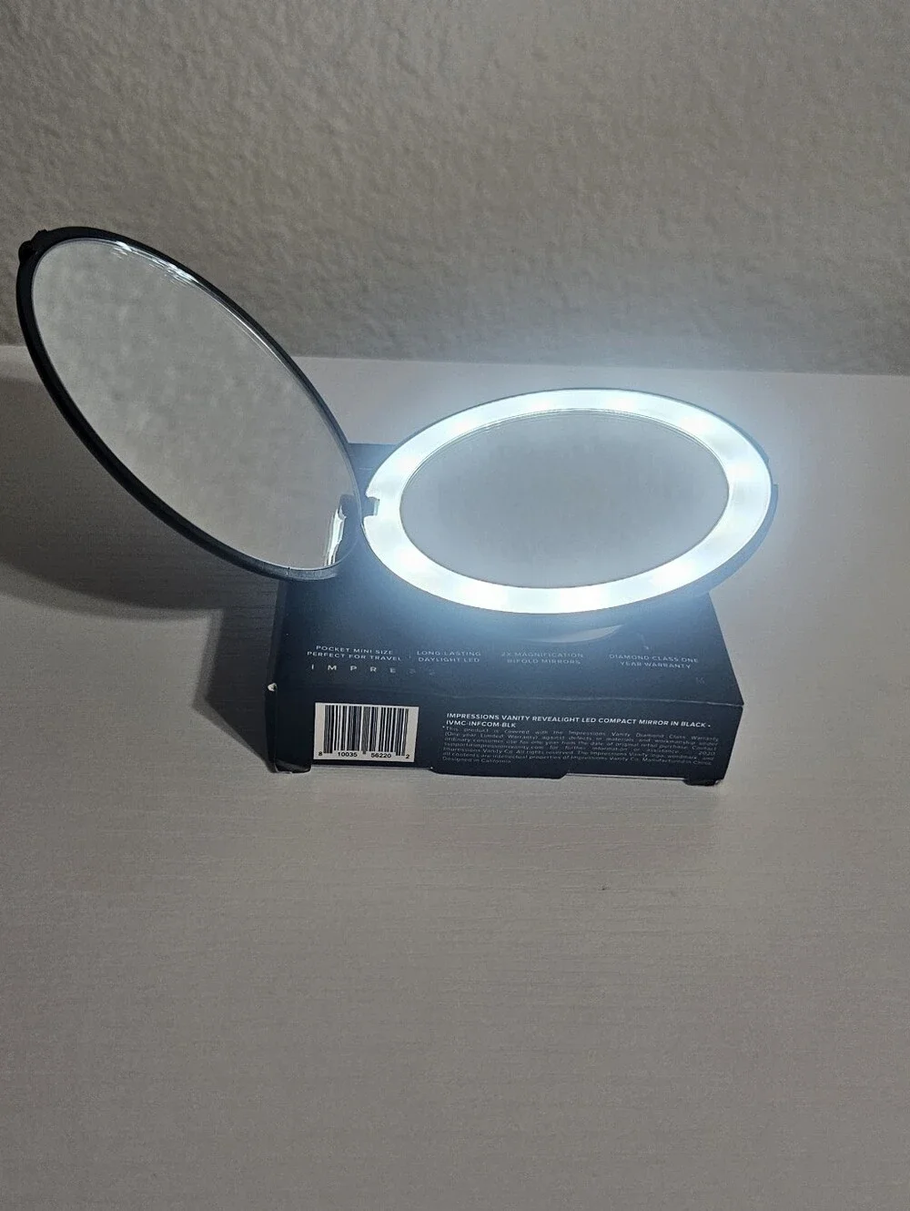 Impressions Infinity LED Compact Mirror - Black